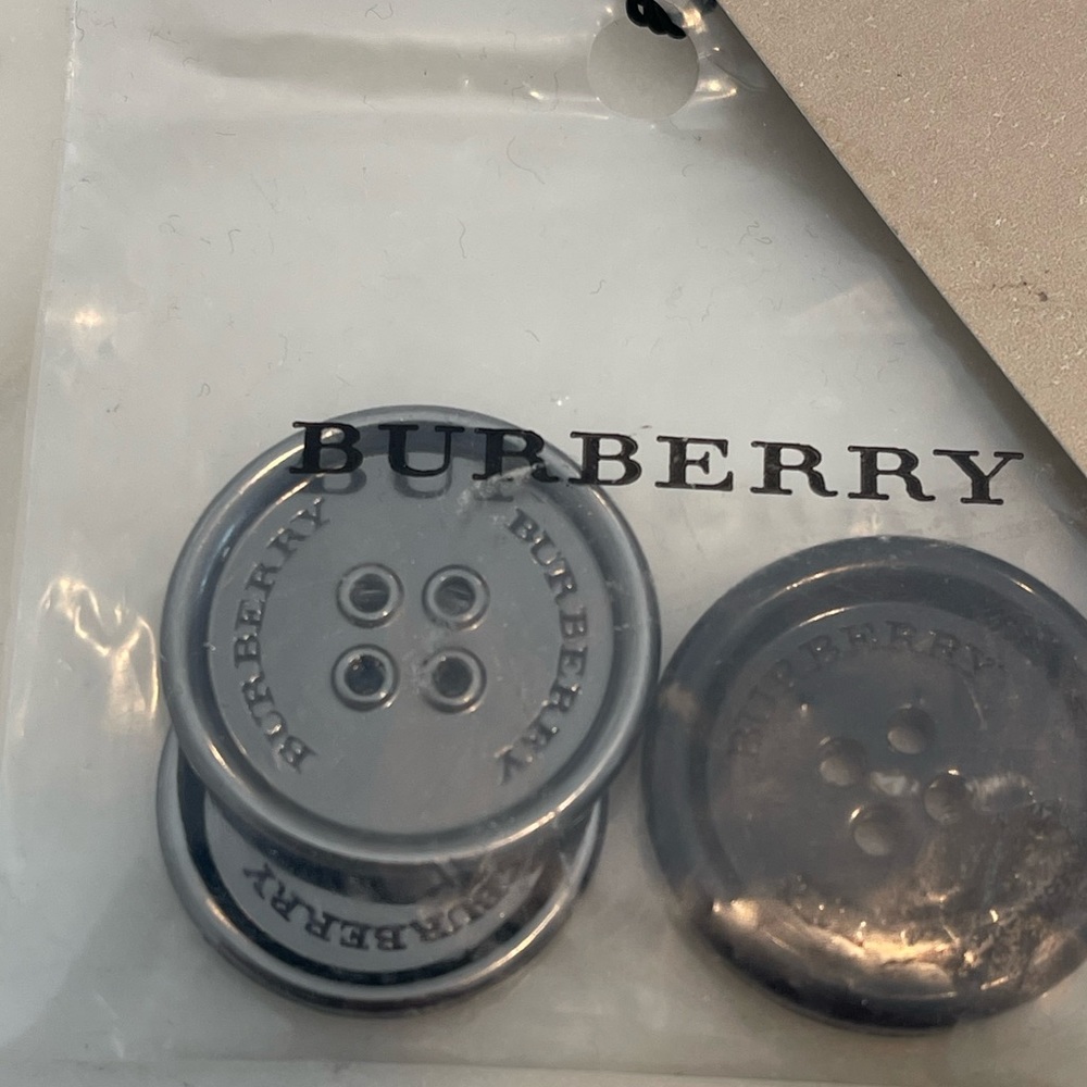 Burberry buttons